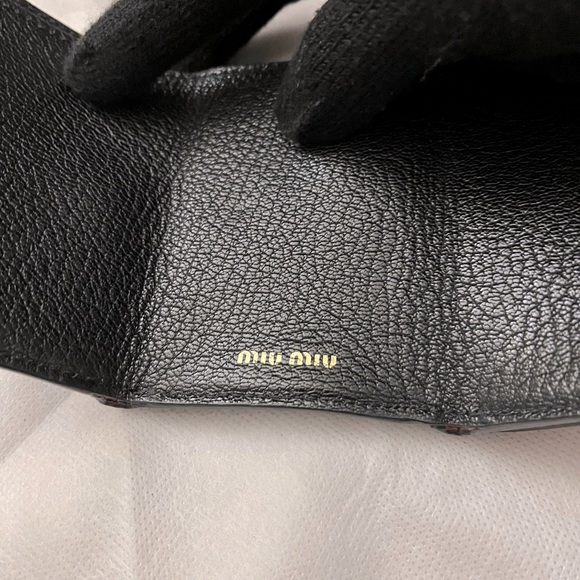 Authentic Miu Miu compact wallet - Picture 4 of 9